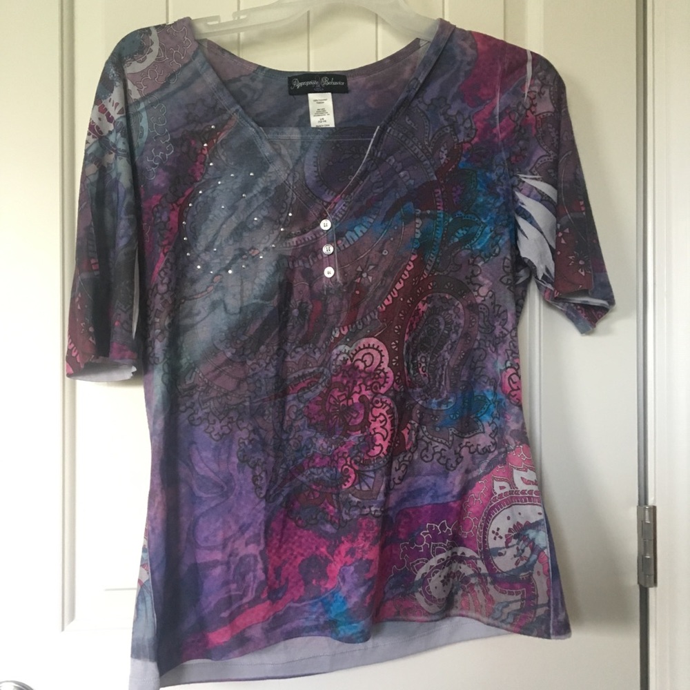 DECORATIVE PRINT T-SHIRT